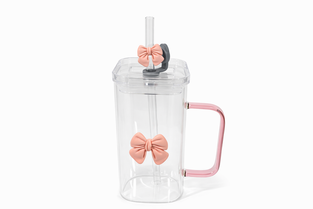 Bow Cup with Straw